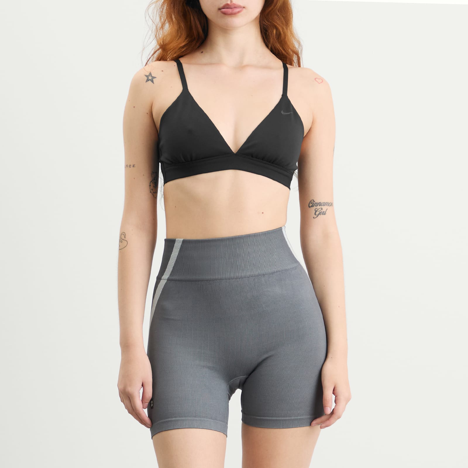Women's Form Triangle Bra Black/Smoke Grey