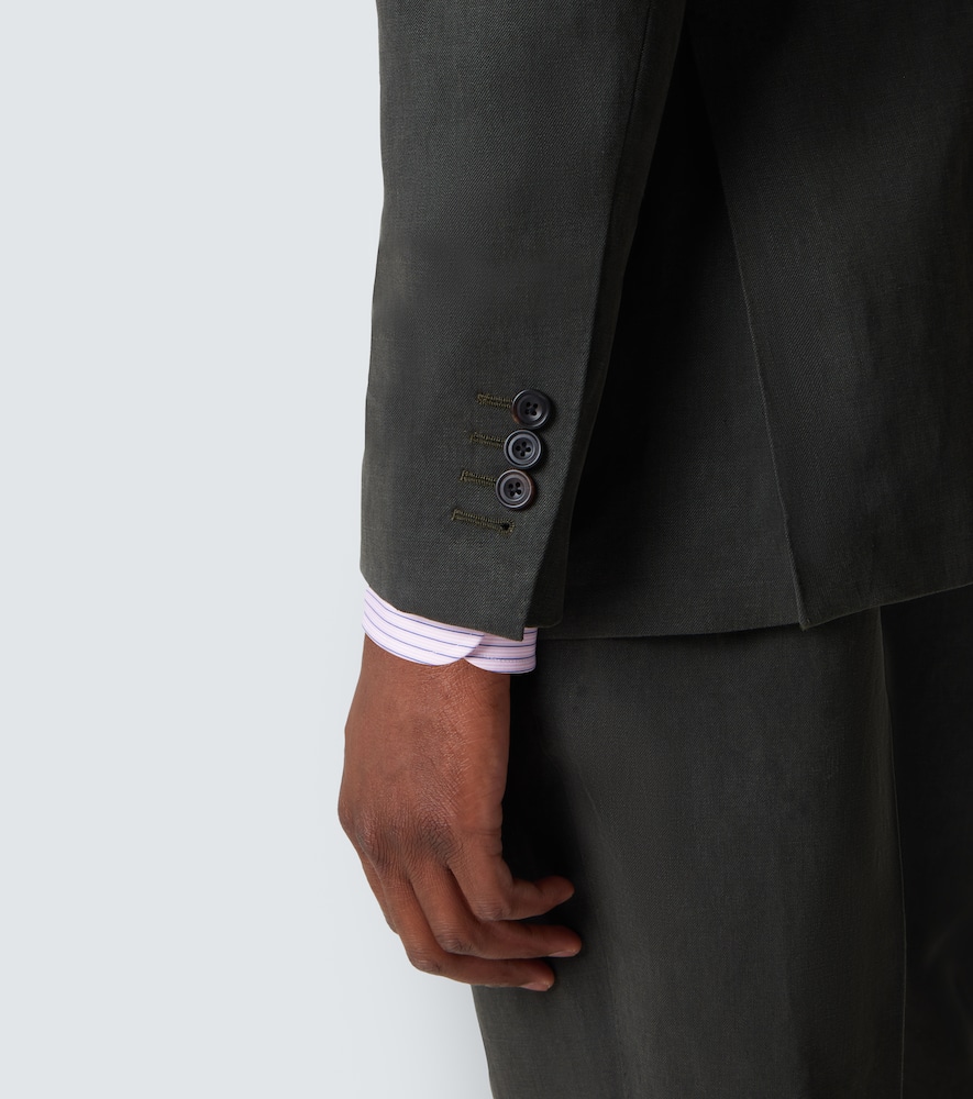 Linen suit