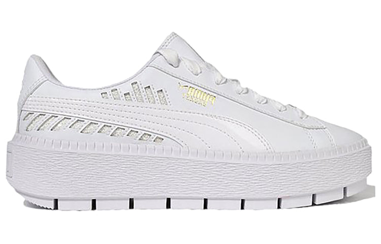 (WMNS) Platform Trace Metallic C Sneakers White