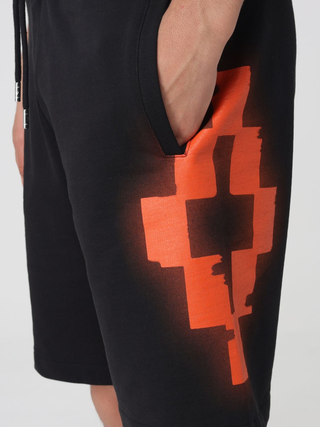 Shorts Men color Black