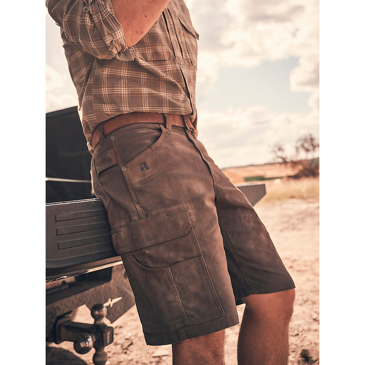 ® RIGGS Workwear® Performance Canvas Ranger Cargo Short in Dark Brown