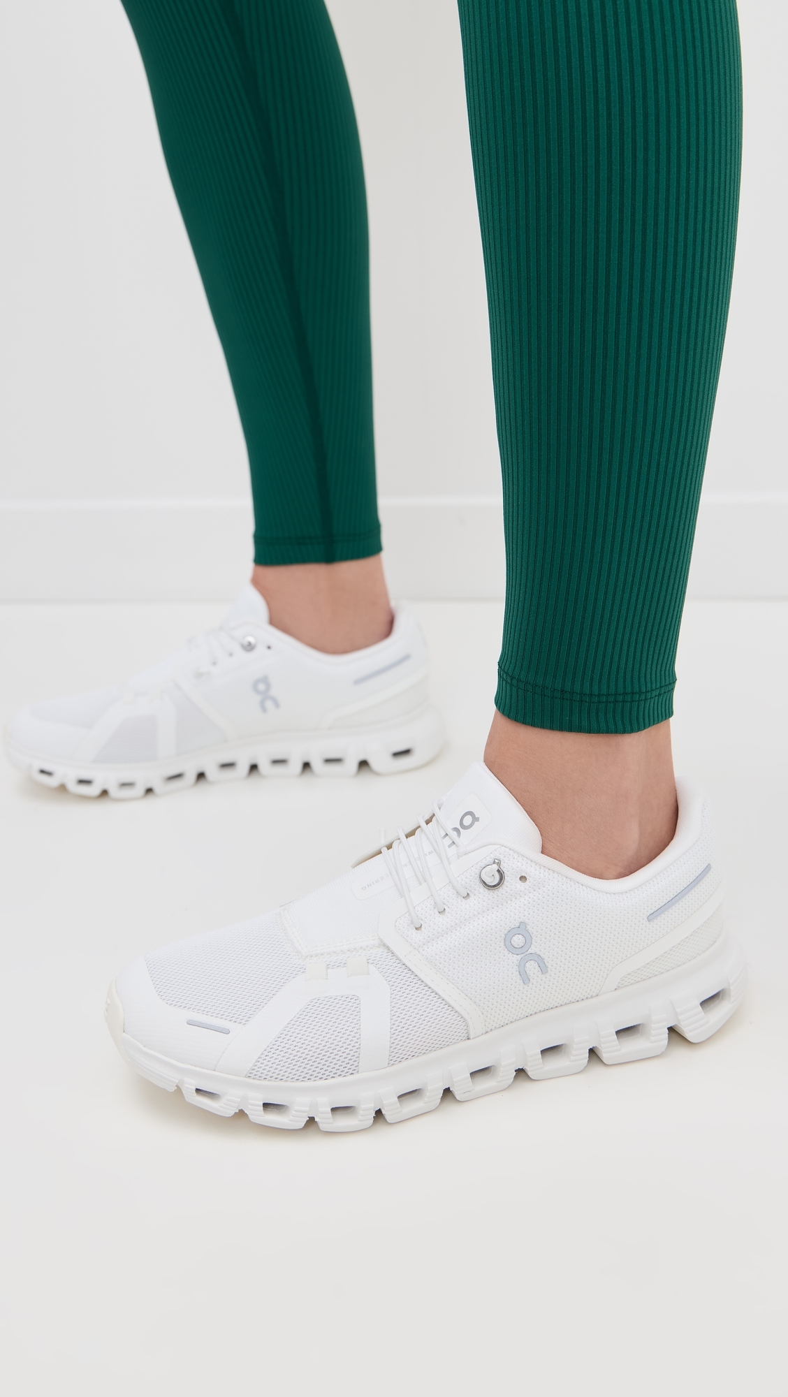 Cloud 6 Sneakers White