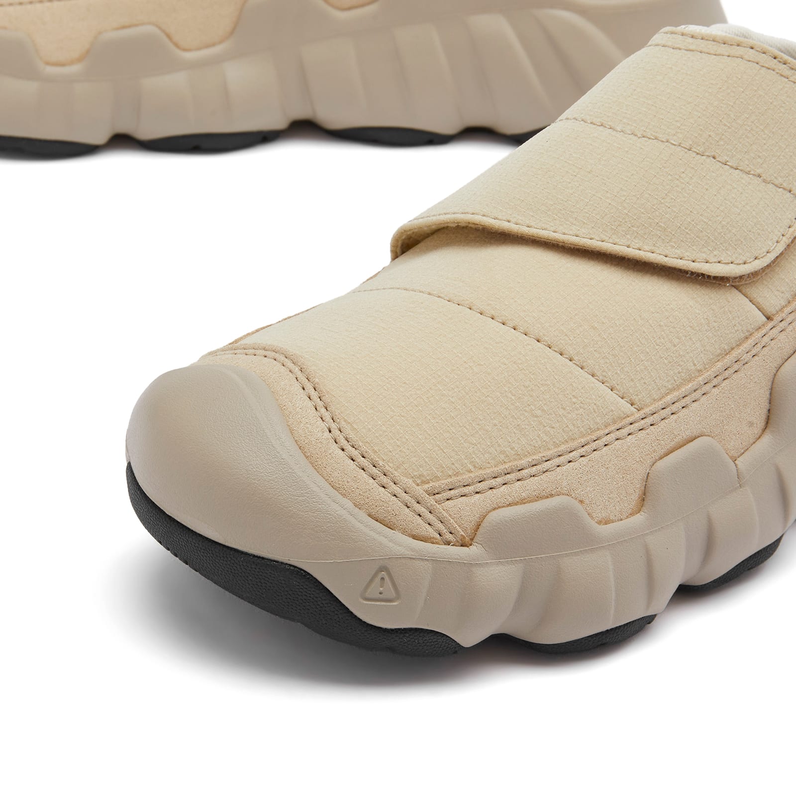 Women's HYPOWSER WRAP in Safari/Plaza Taupe