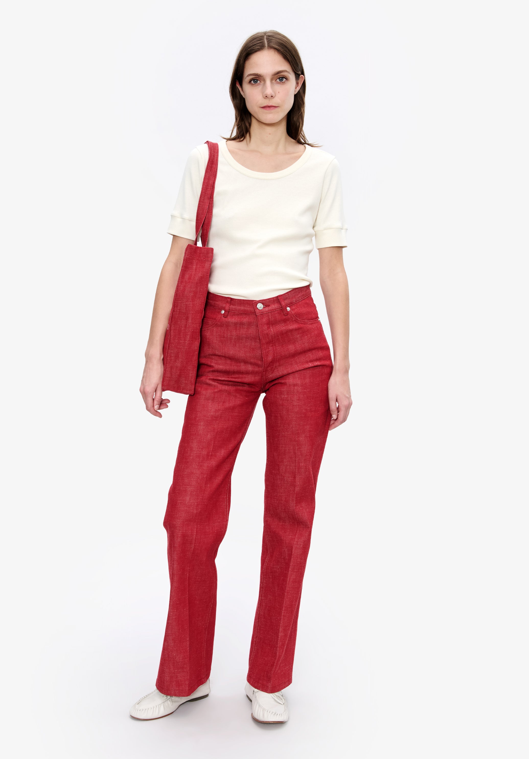 A. P.C. Women's Liza T-shirt Size: Large in Beige
