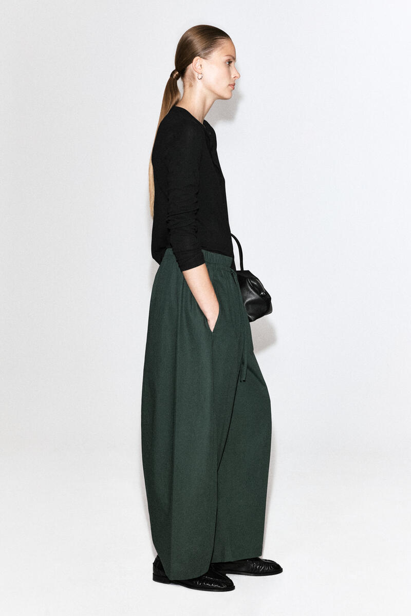 Elasticated Barrel-Leg Pants