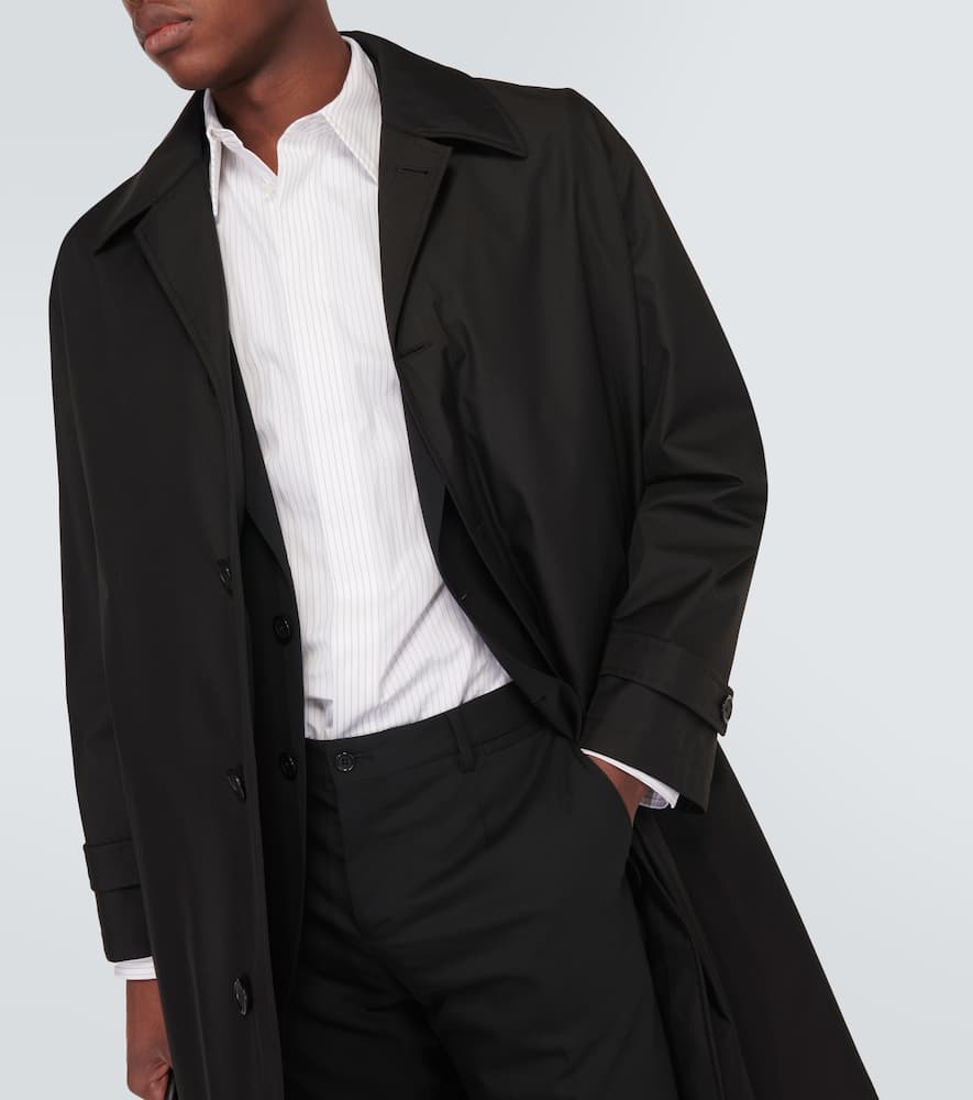 Single-breasted trench coat