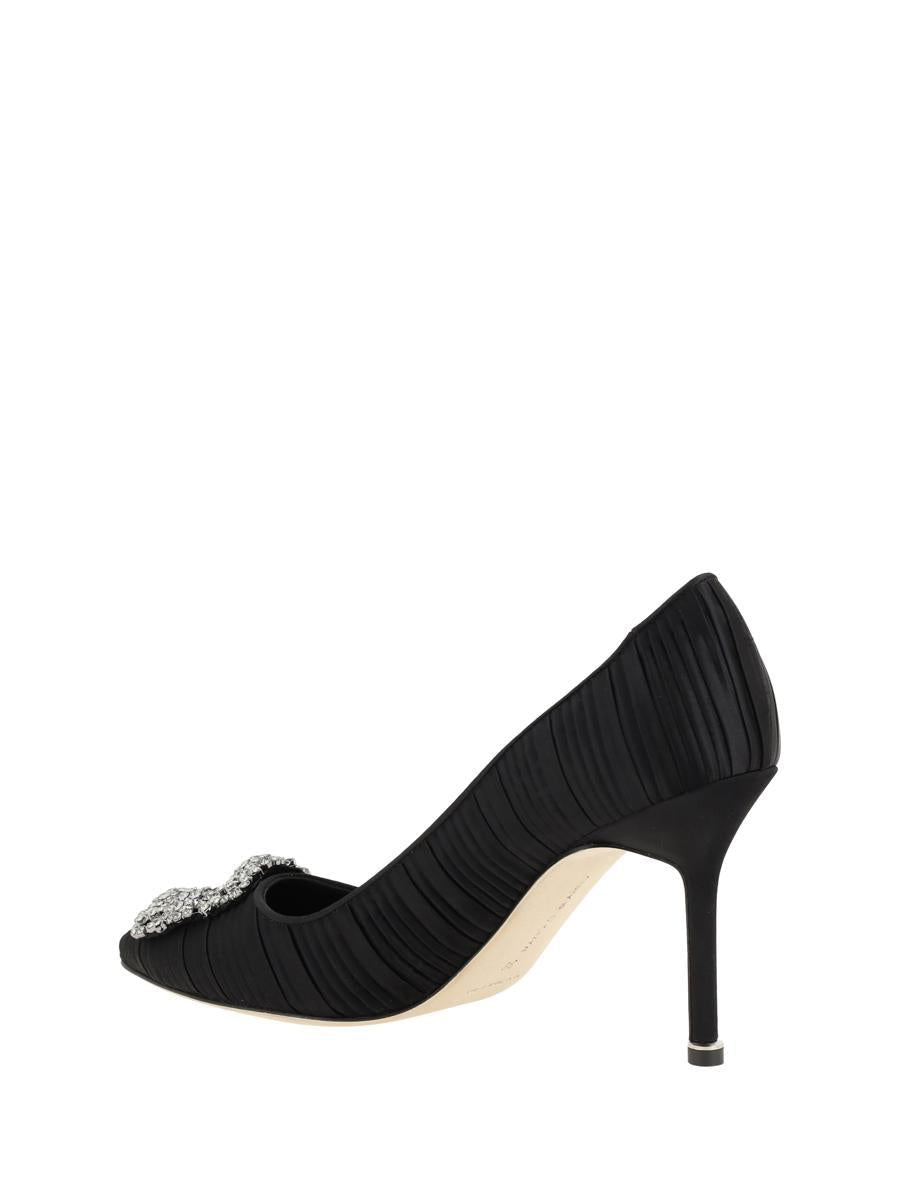 Pumps in Black