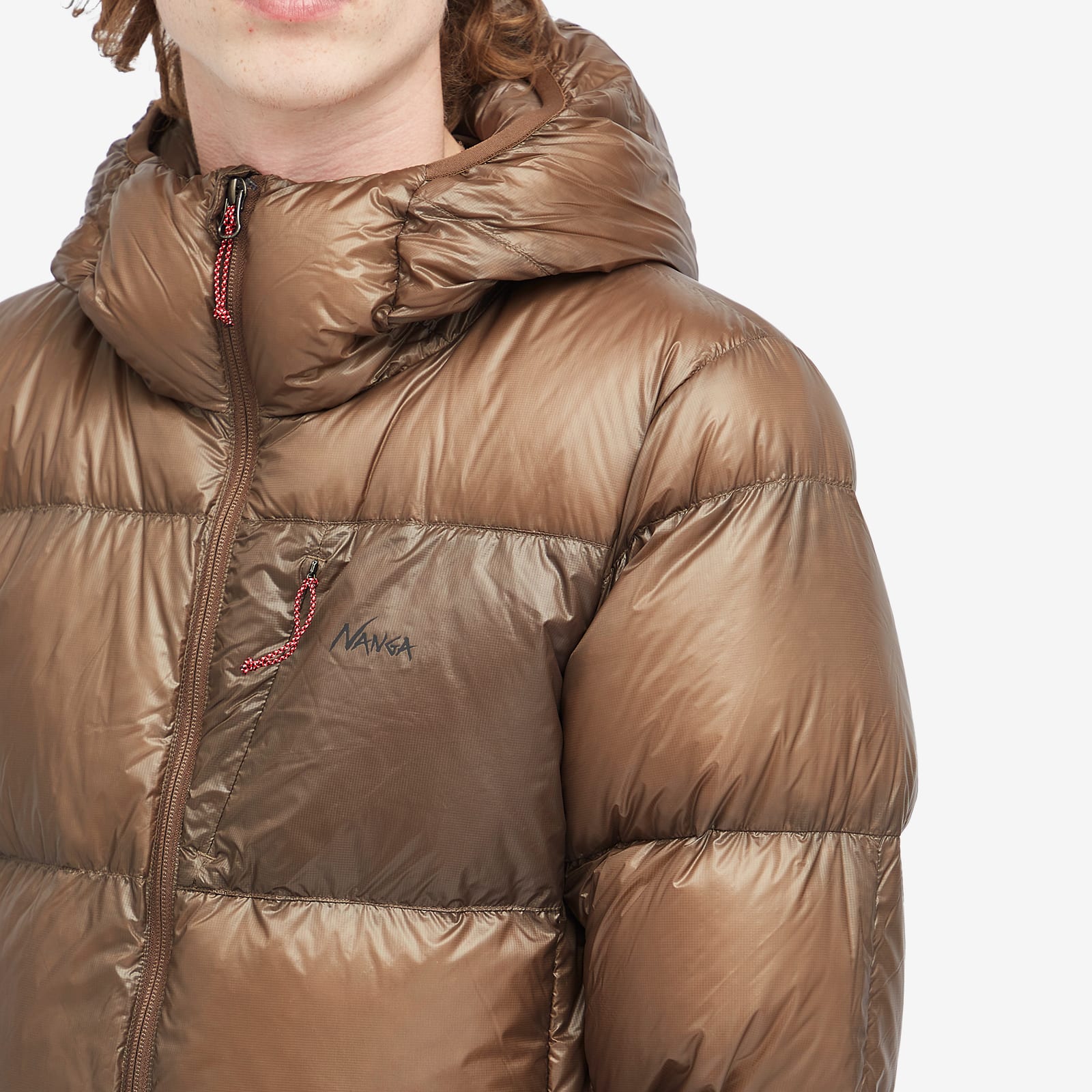 Men's Mountain Lodge Down Hooded Jacket in Mocha