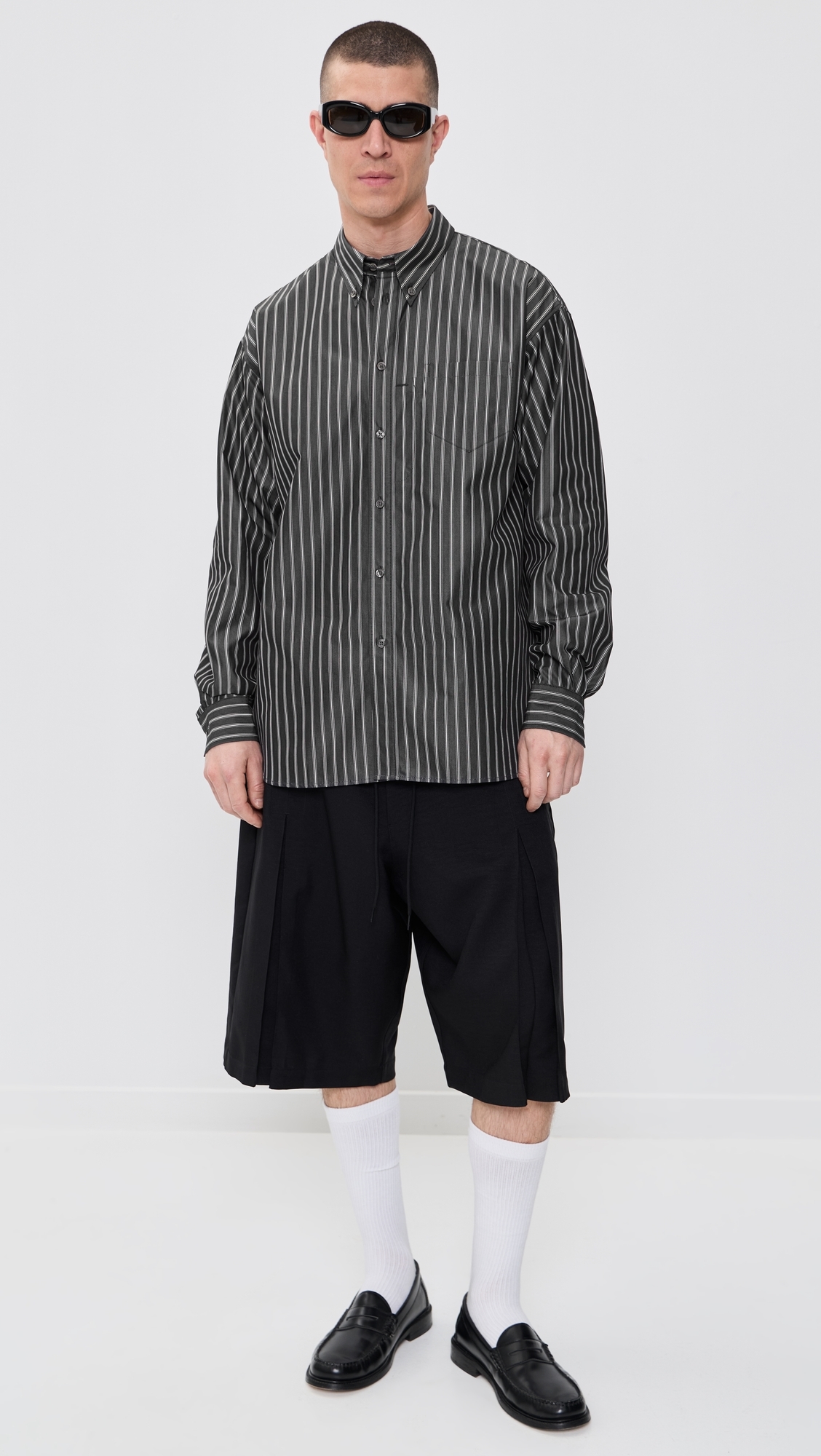 Veterano Button Down Shirt Black/White Stripe