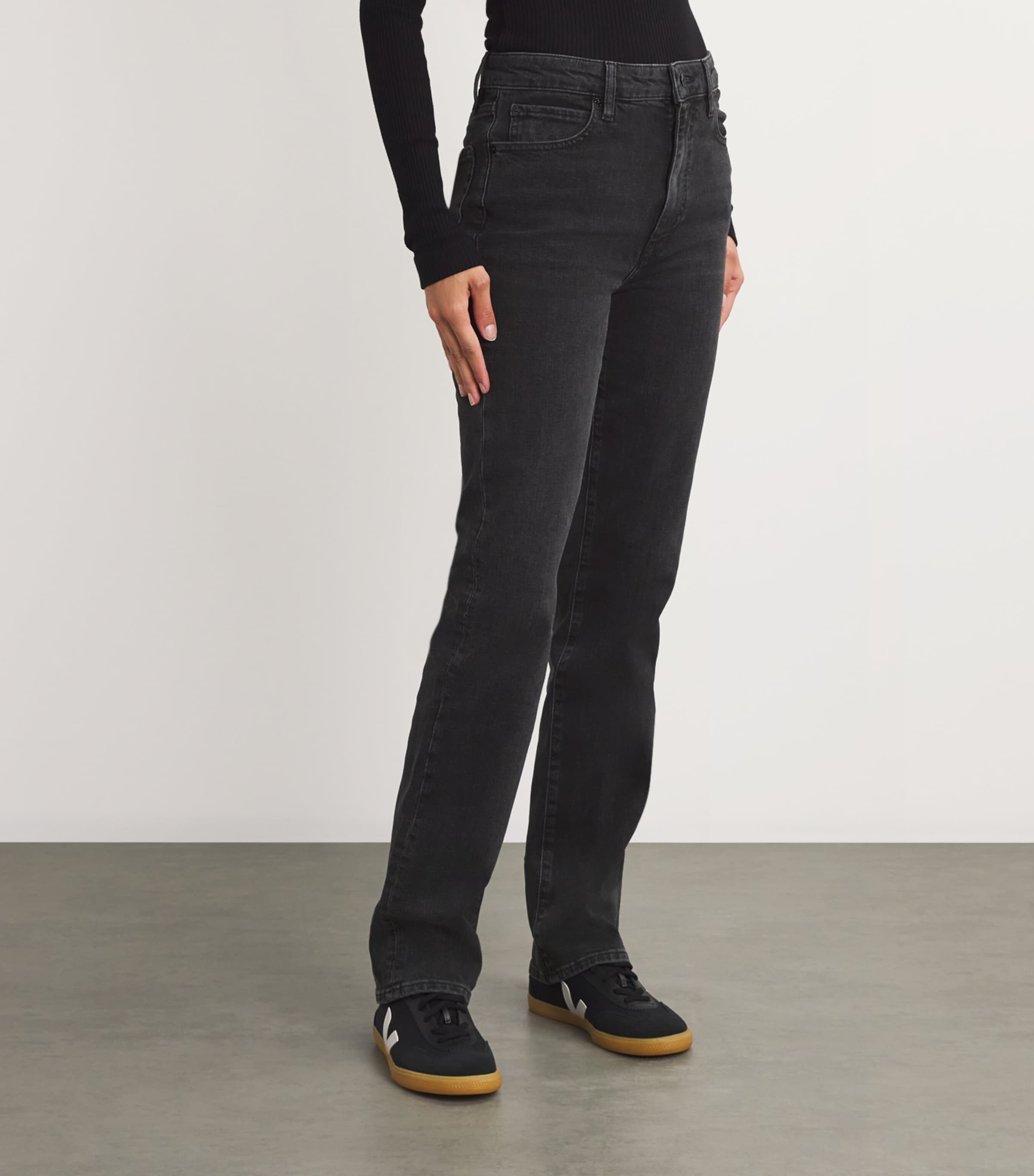 Frame | The Ruler Straight-Leg Jeans | Realry