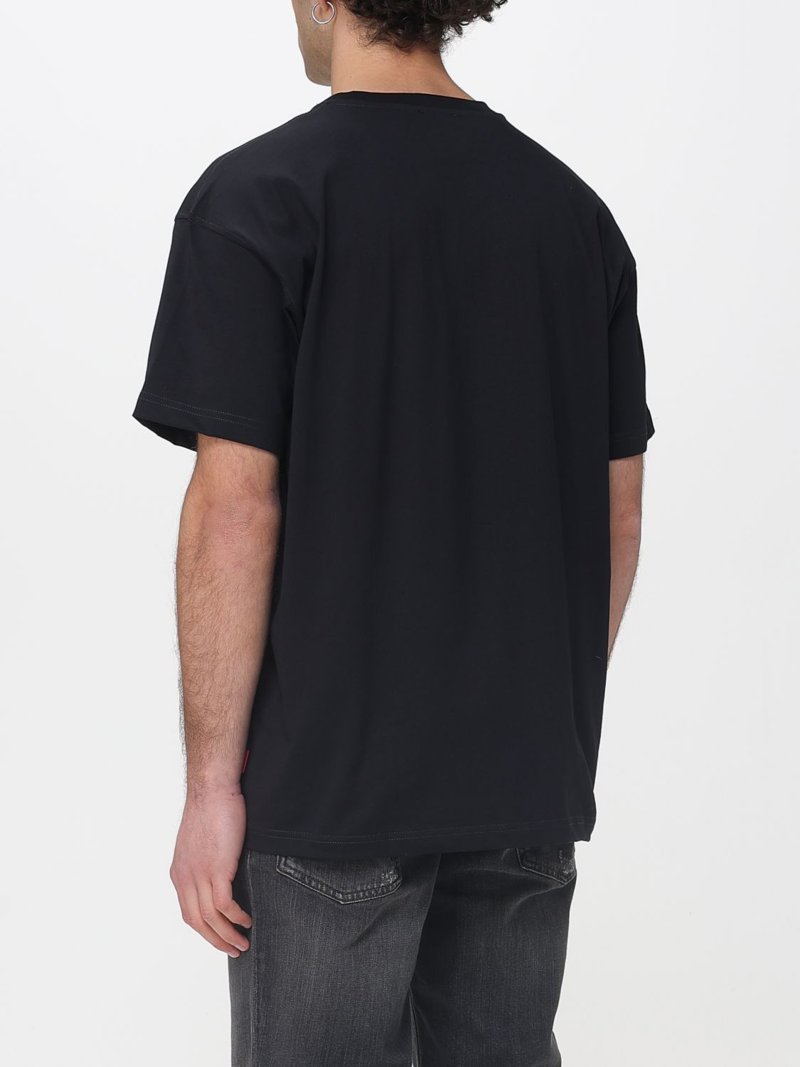 T-Shirt Men color Black