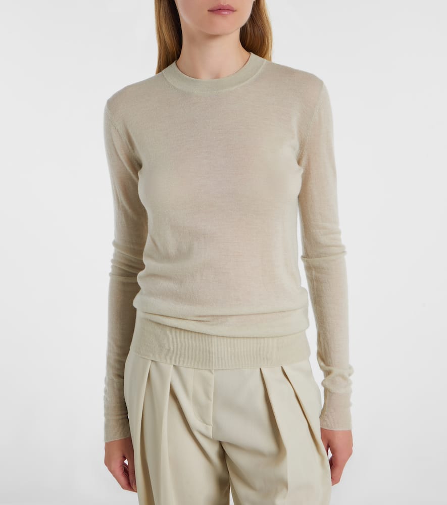 Cashmere sweater