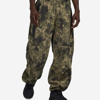 Men's Tech Woven Pants in Green