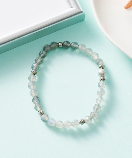 Off-White Crystal Stone Bracelet