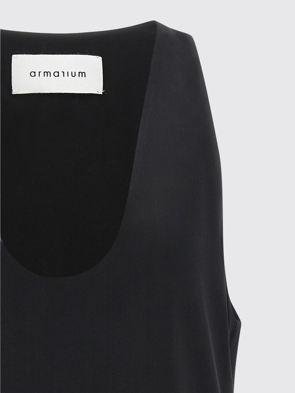 Top Woman color Black