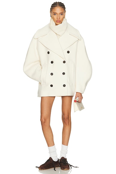 JACQUEMUS Le Caban Ovalo in Off White - White. 40 also