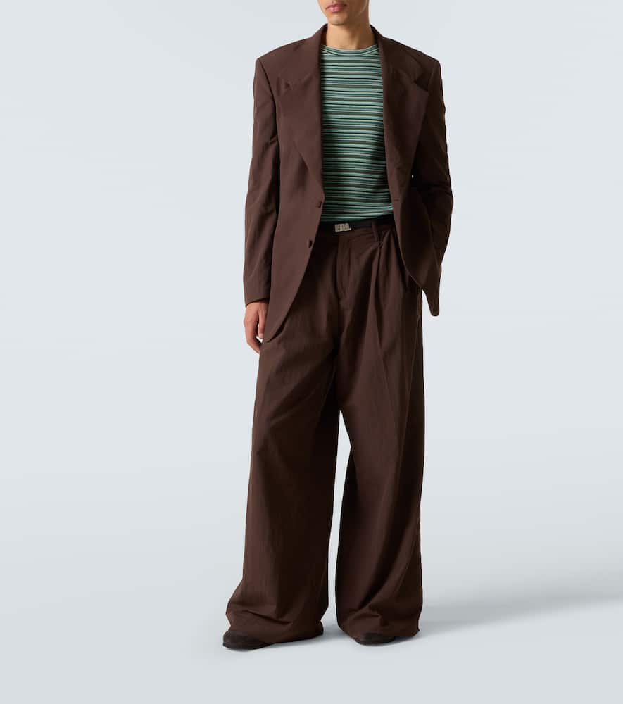 Single-breasted suit jacket