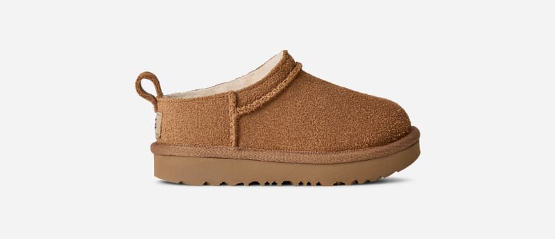 ® Toddlers' Classic Micro Sheepskin Classic Boots in Chestnut