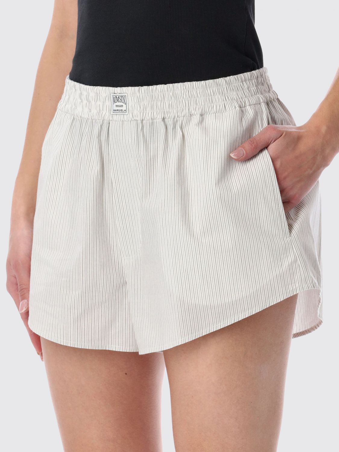 Shorts Woman color White