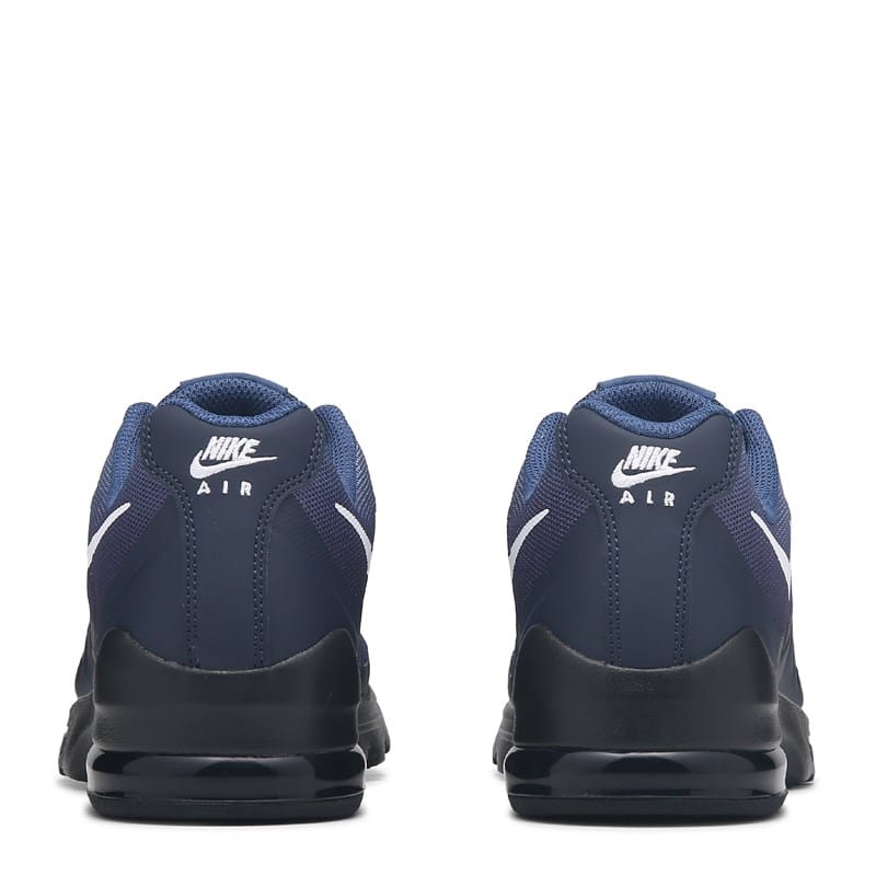Nike Men's Air Max Invigor Sneaker