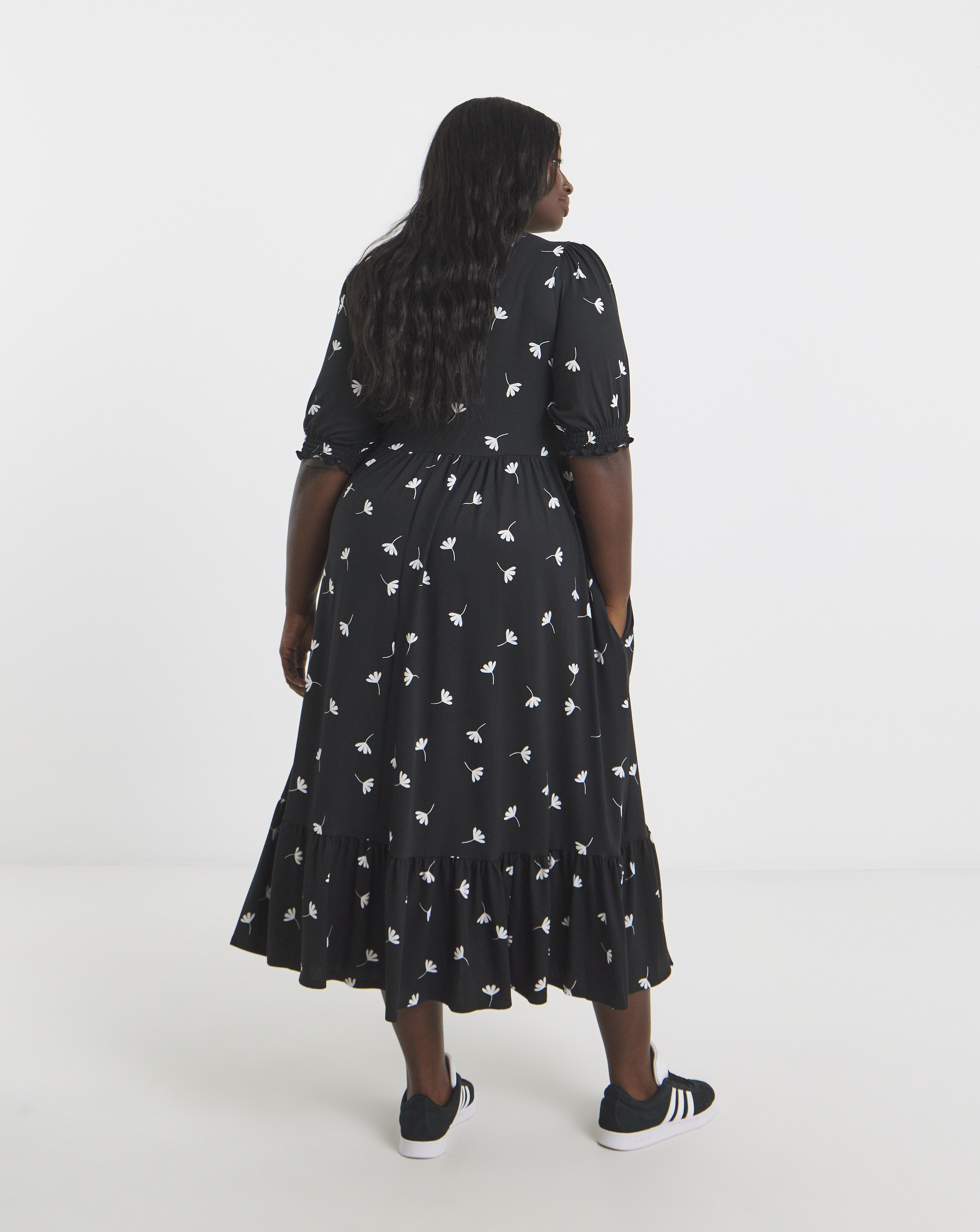 Black Ditsy Supersoft Midi Dre