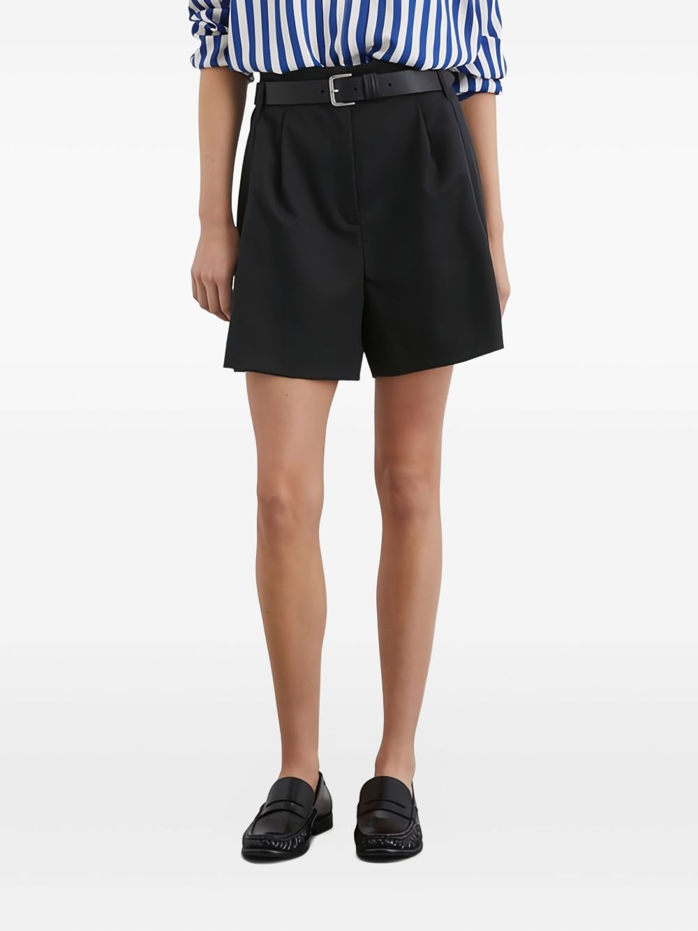 Pleated high-waist shorts - Black