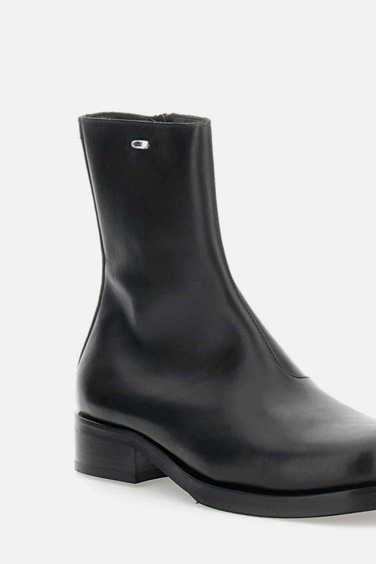 Camion ankle boots