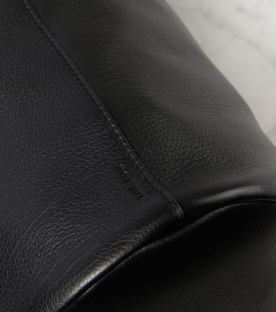Joe leather backpack