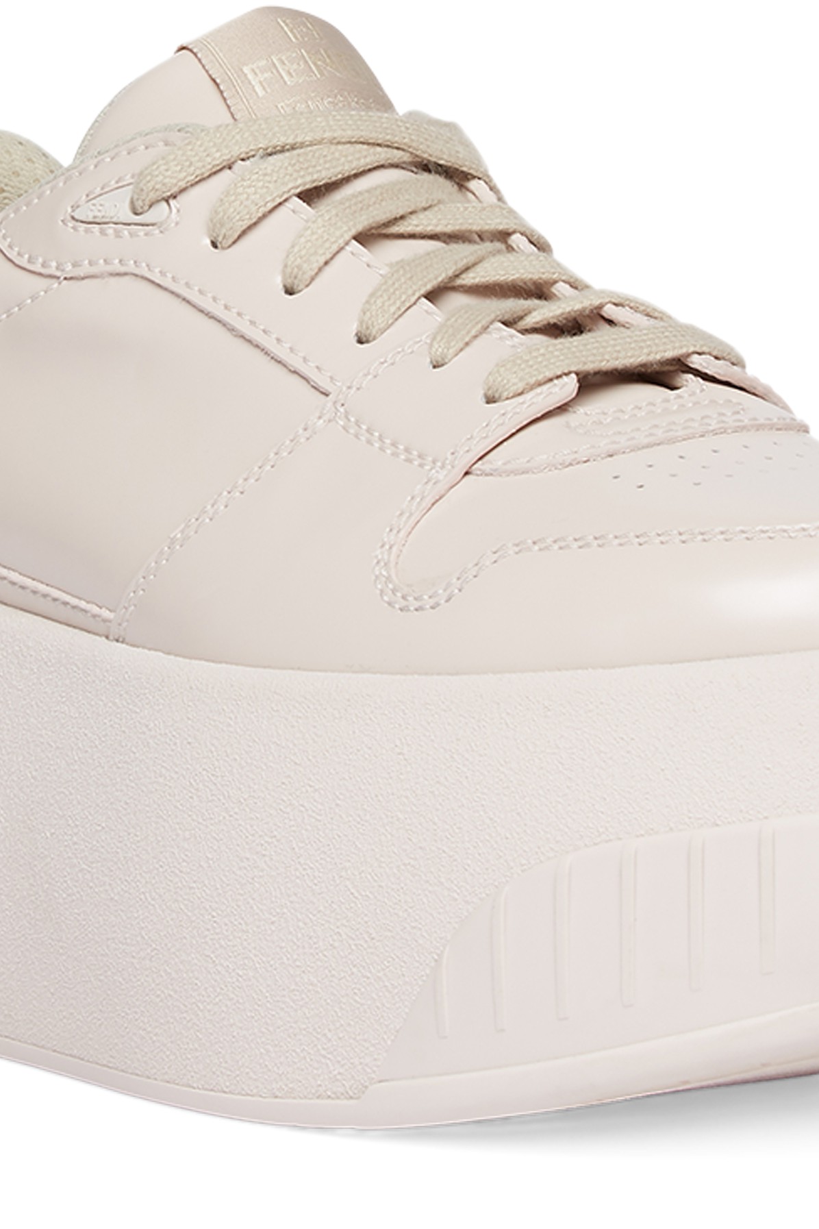 Platform sneaker