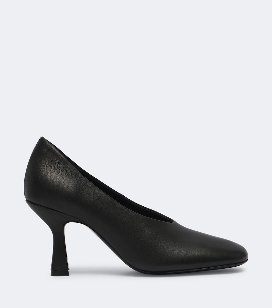 Berlin leather pumps