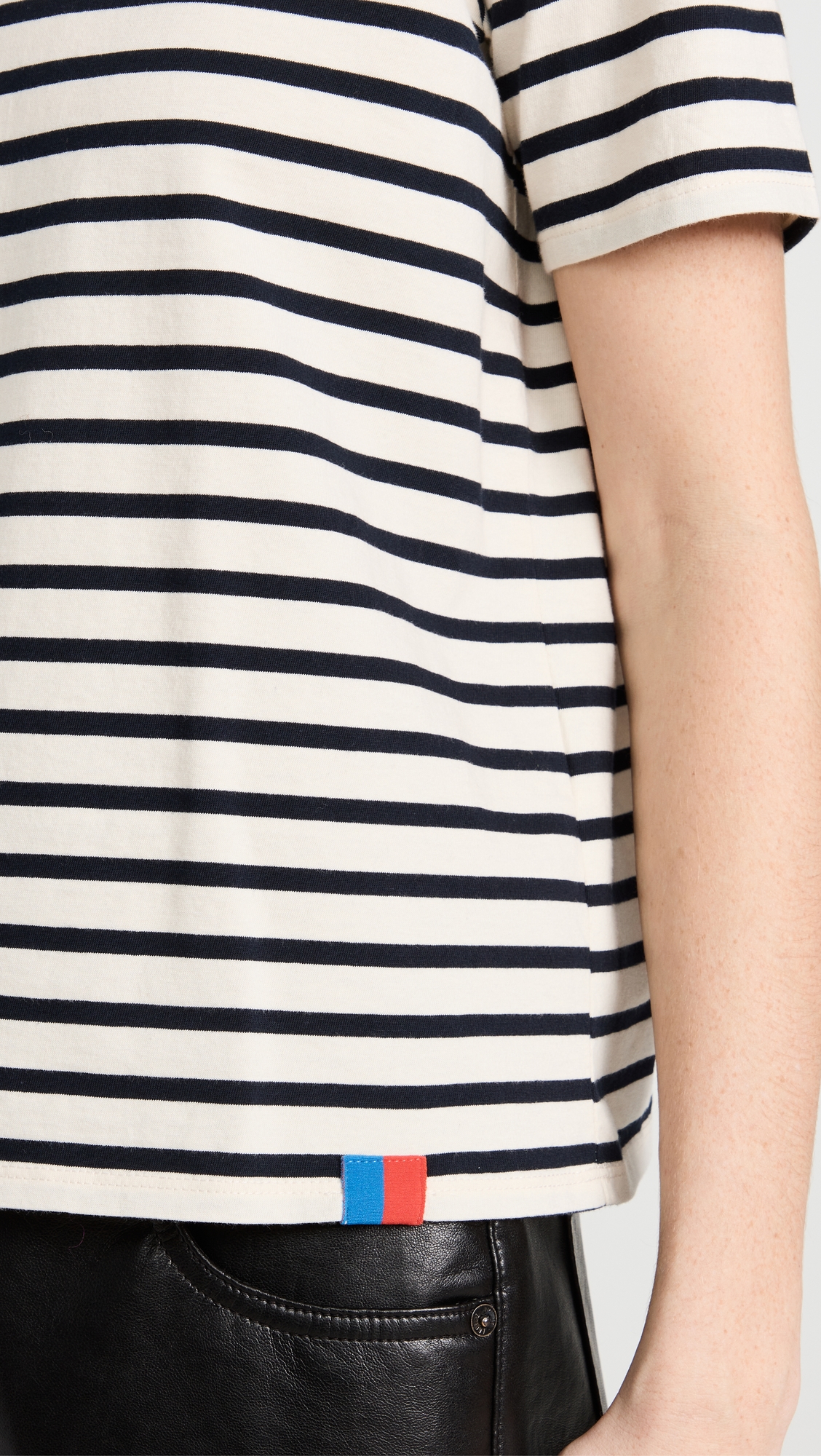Modern Short Sleeve Tee Cream/Navy
