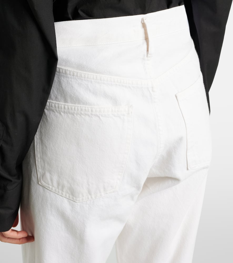 90s mid-rise straight jeans