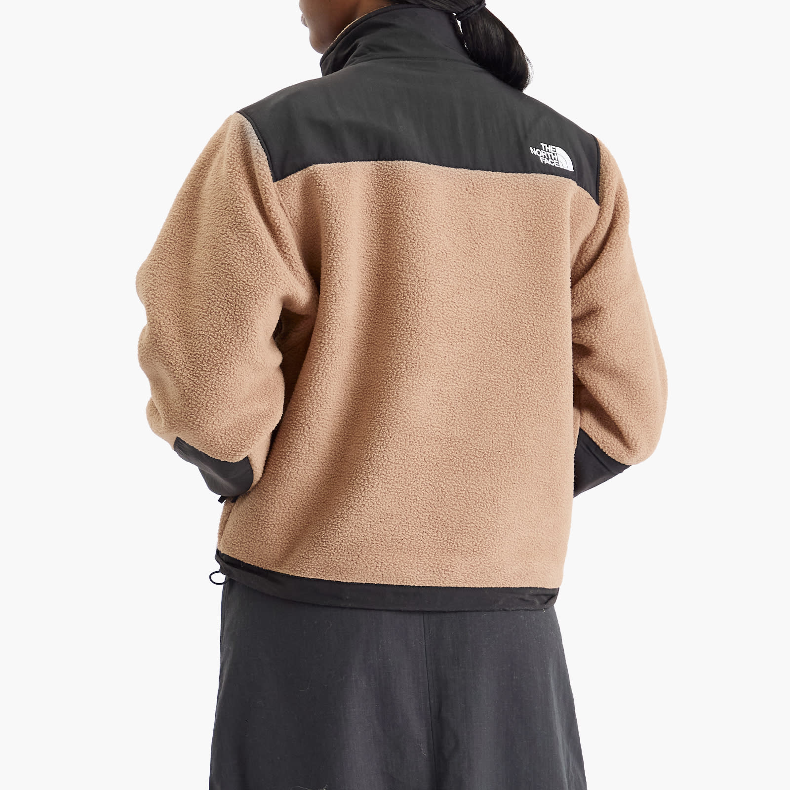 Women's Retro Denali Jacket in Latte/Tnf Black