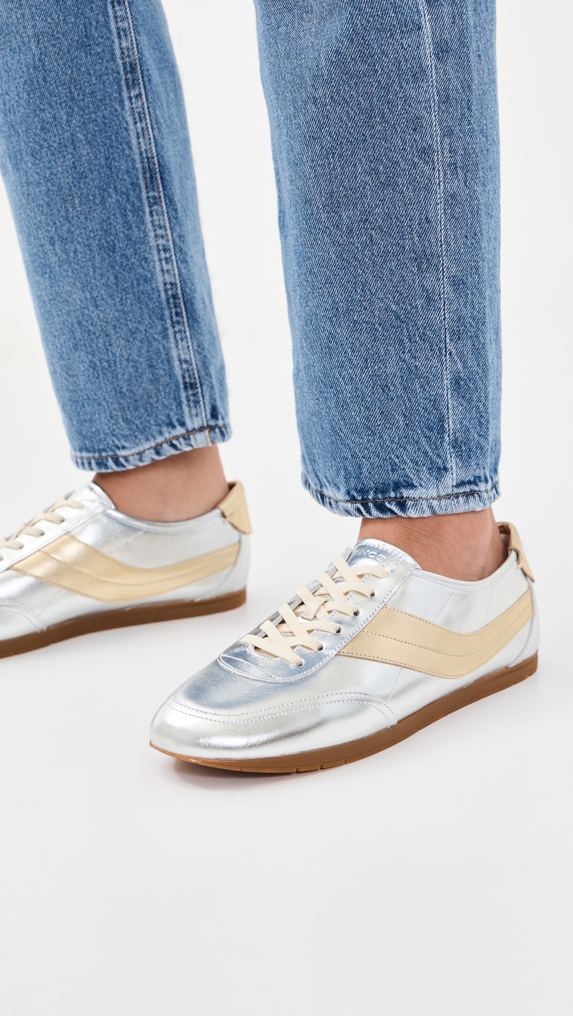 La Runner Sneakers Silver