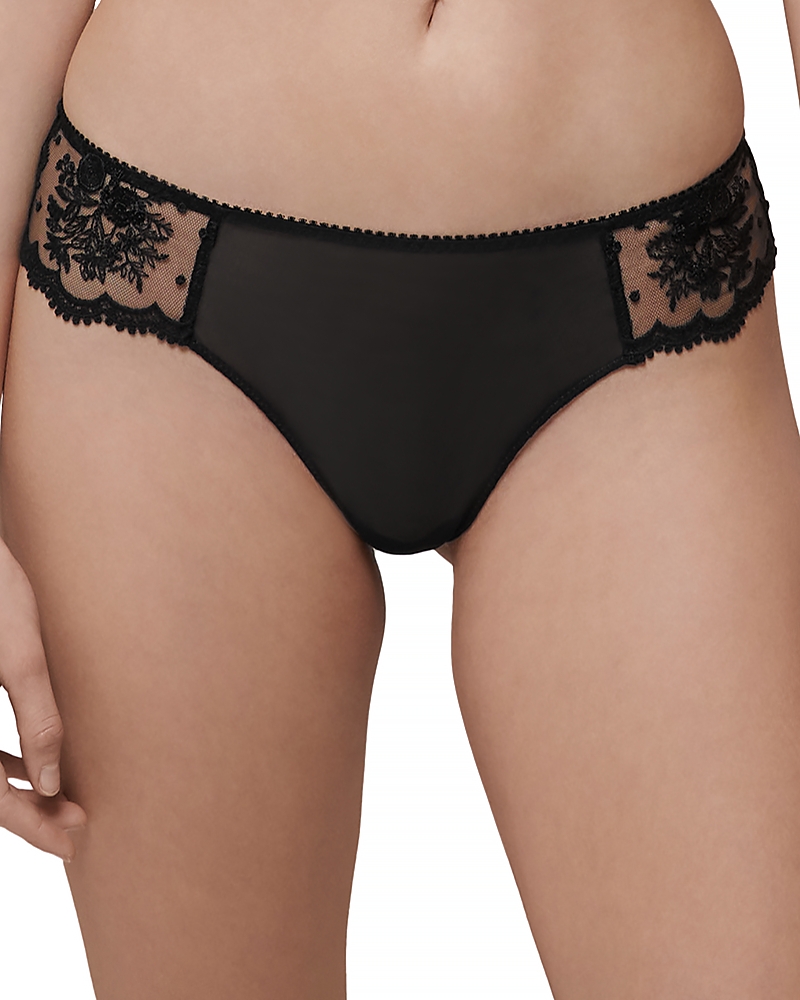 Intrigue Tanga