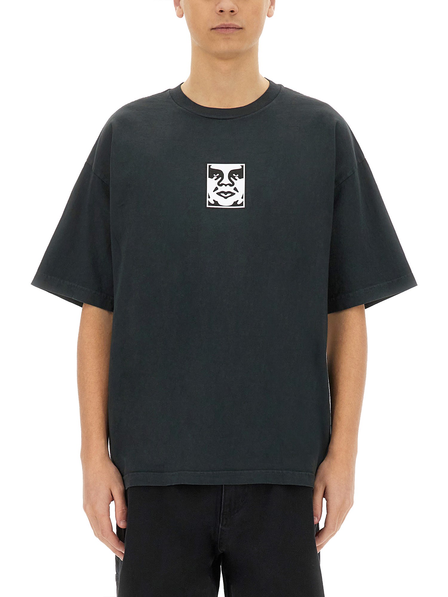 "icon face" t-shirt