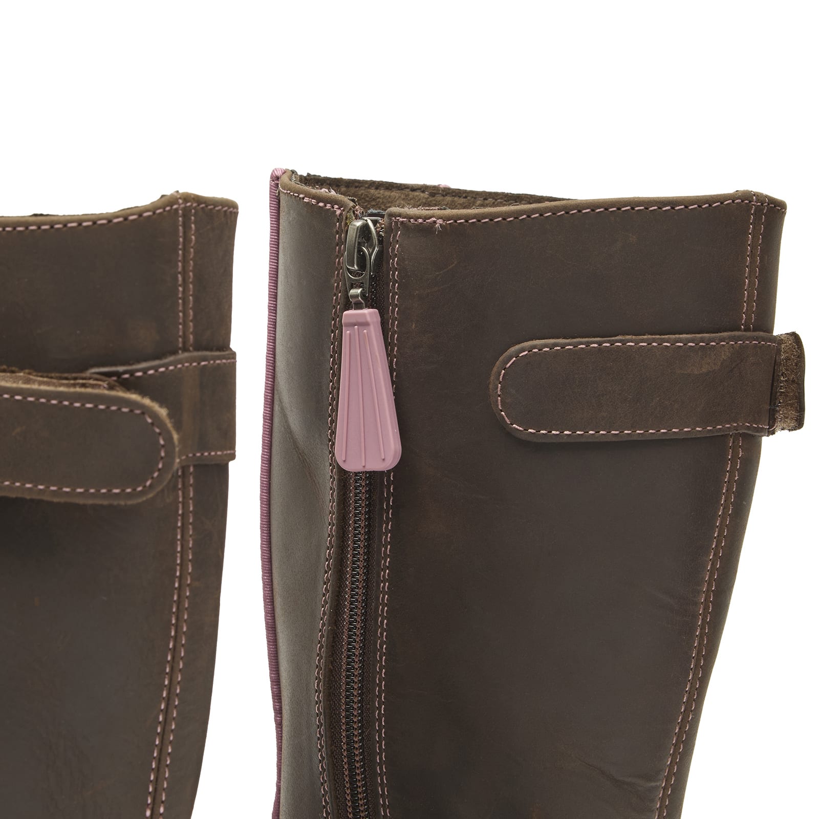 Women's Buzz Hi High Boot in Dark Brown Wyoming