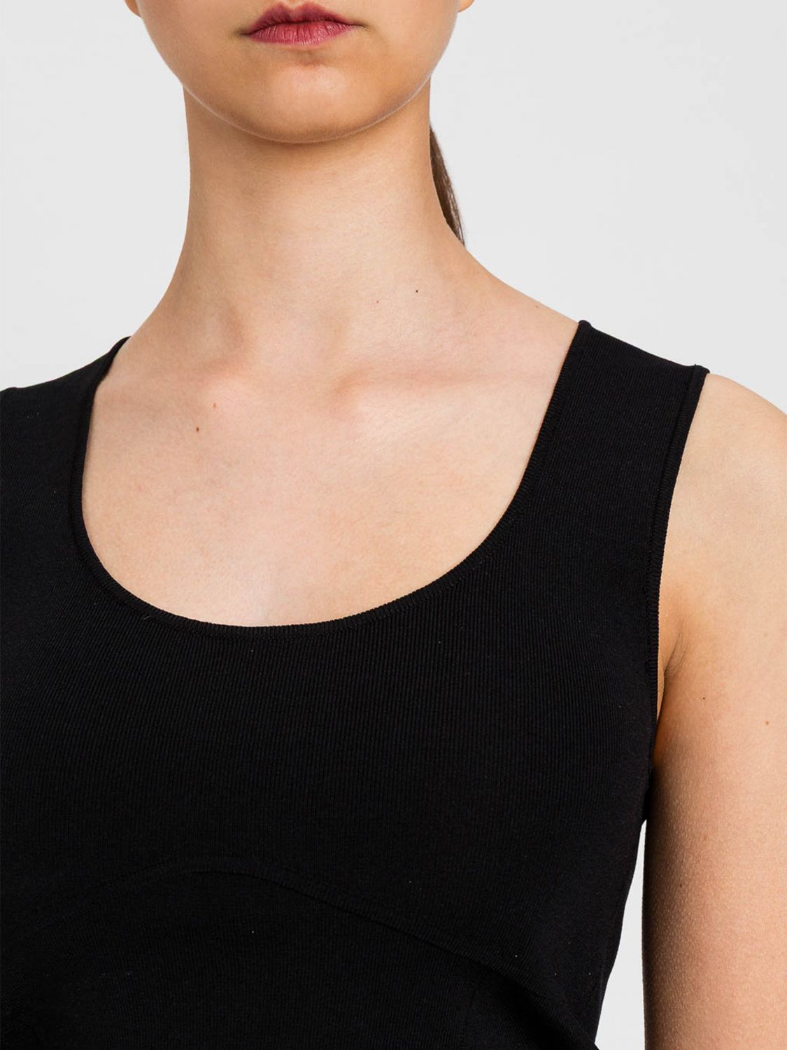 Top Woman color Black