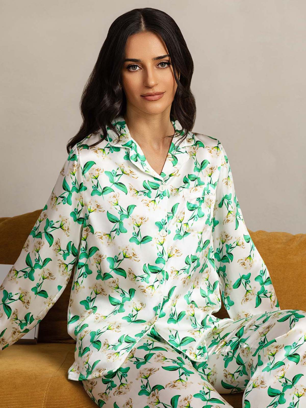 Women's Pure Silk Green Floral Long Sleeve Notch Collar Pajamas Set