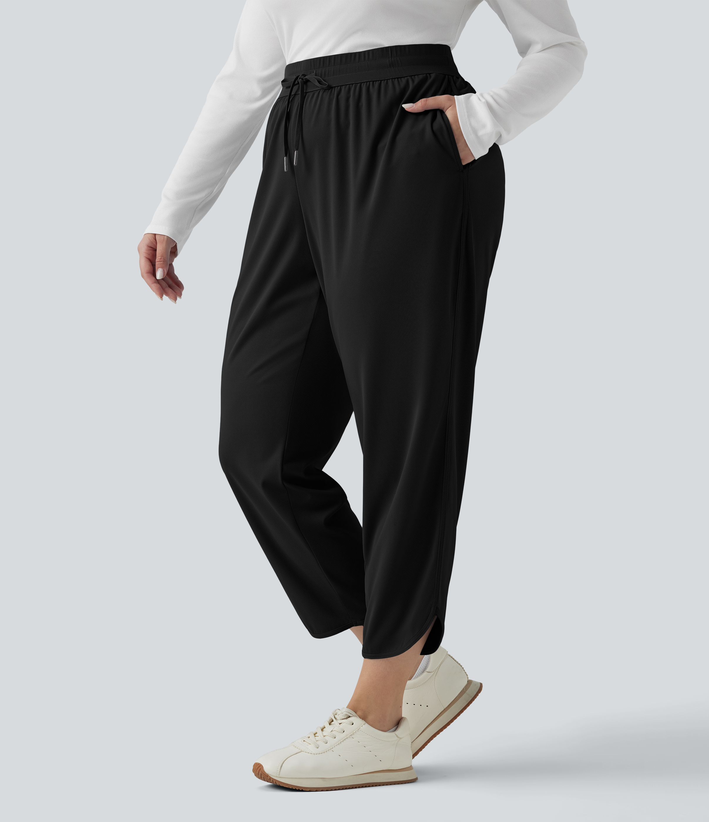 Plus Size Mid Rise Drawstring Curved Hem Quick Dry Golf Tapered Pants with Pockets-UPF40+  - Black