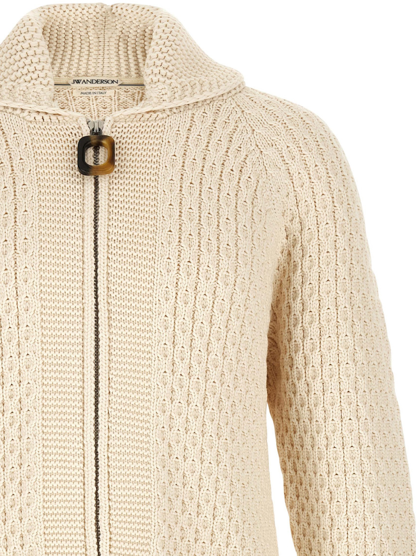 Sweaters And Knitwear