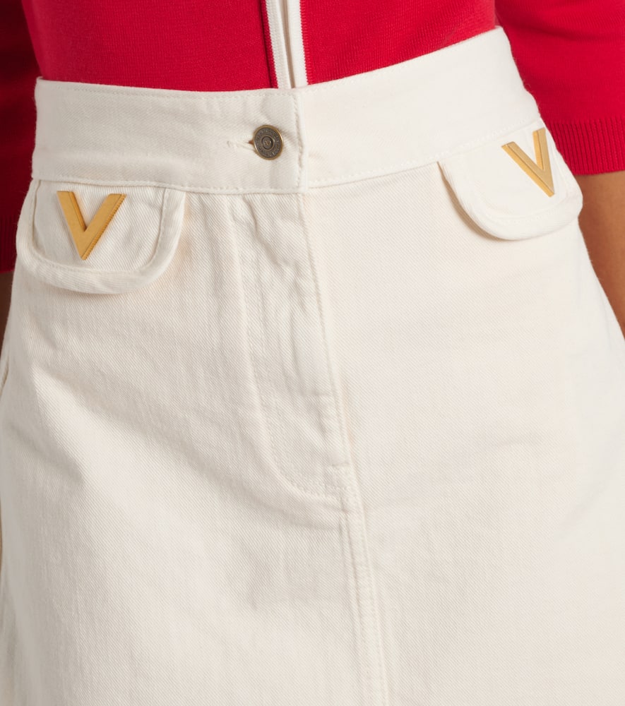 VGold denim skirt