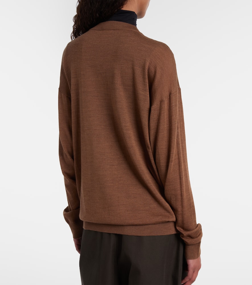 Virgin wool cardigan