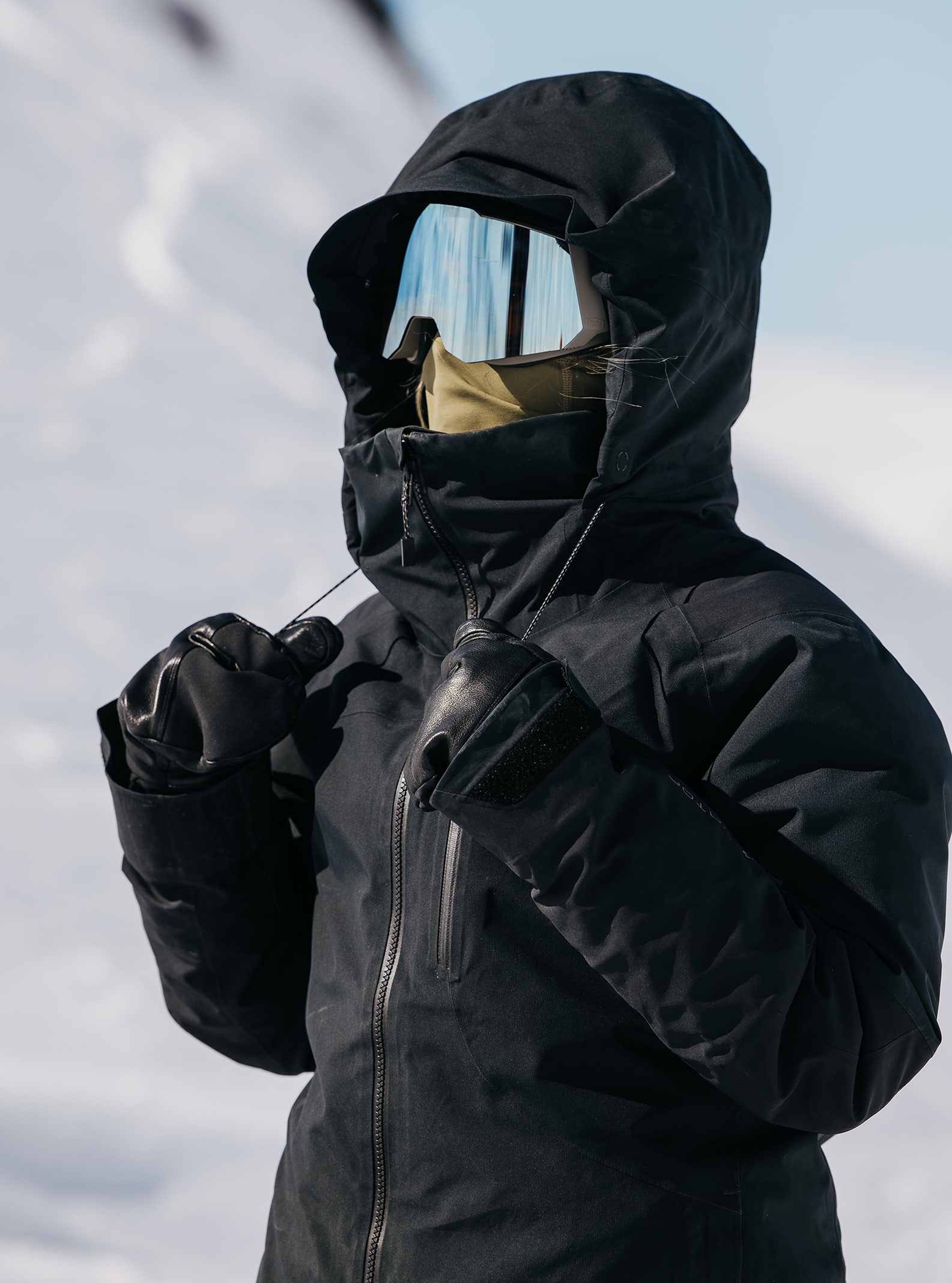 Burton Women's [ak] Embark GORE‑TEX 2L Jacket, True Black, XS