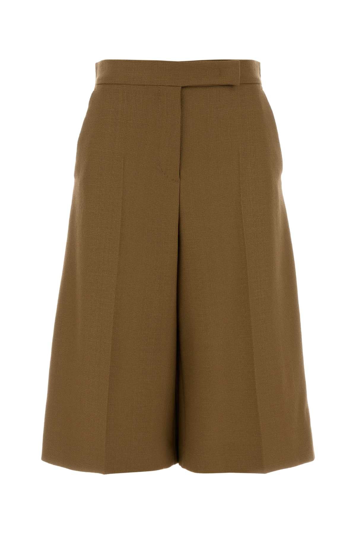 Superbo Bermuda Shorts — Beige