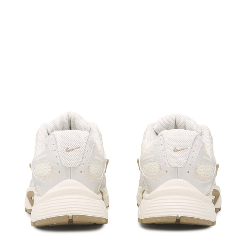 Women's V5 Rnr Sneakers (Sail/Brown)