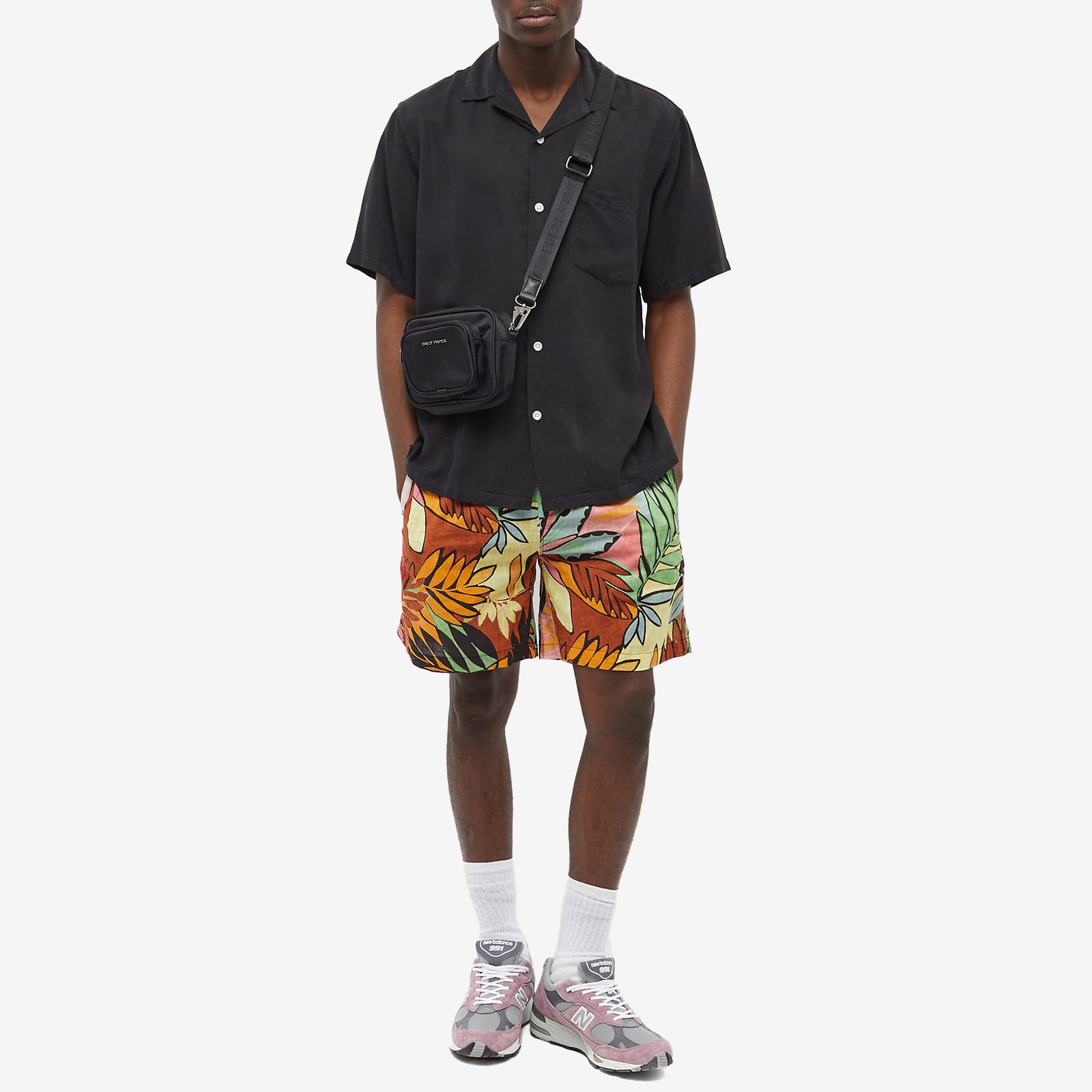 Men's Dogtown Vacation Shirt in Black, Size X-Large