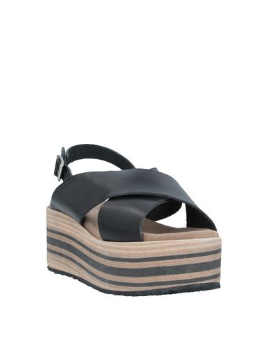Woman Sandals Black Size 6 Soft Leather