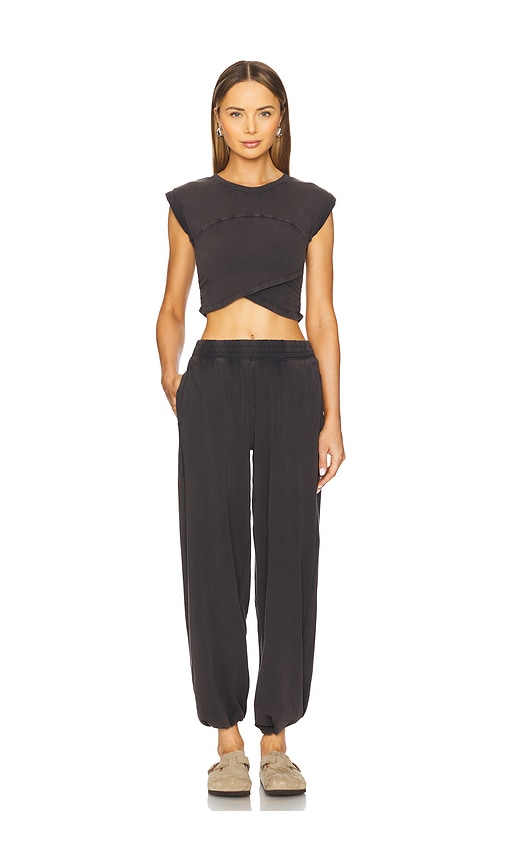 Free People x FP Movement Hot Shot Cross Over Set in Charcoal. L. Also in