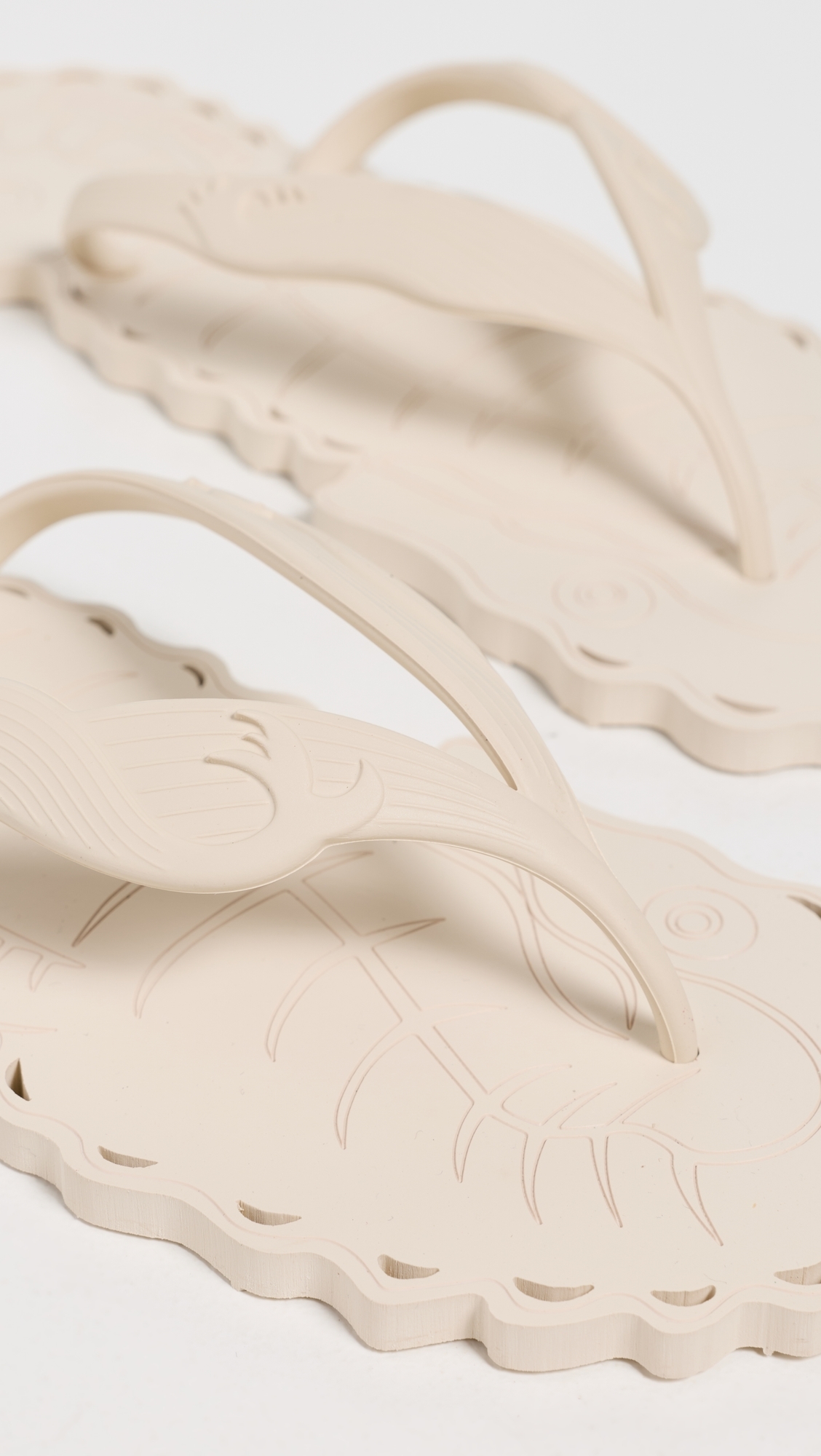 Seafoam Thong Sandals Milk